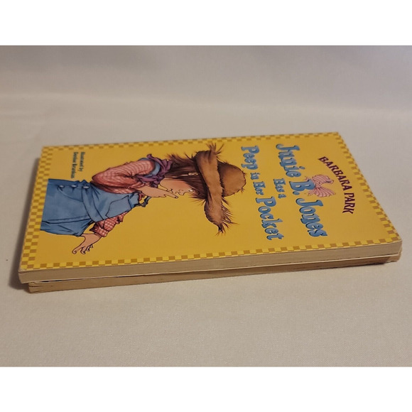 Lot of 2 Junie B. Jones Paperback Books - Acceptable Condition - # 1 & # 11 - Picture 3 of 6